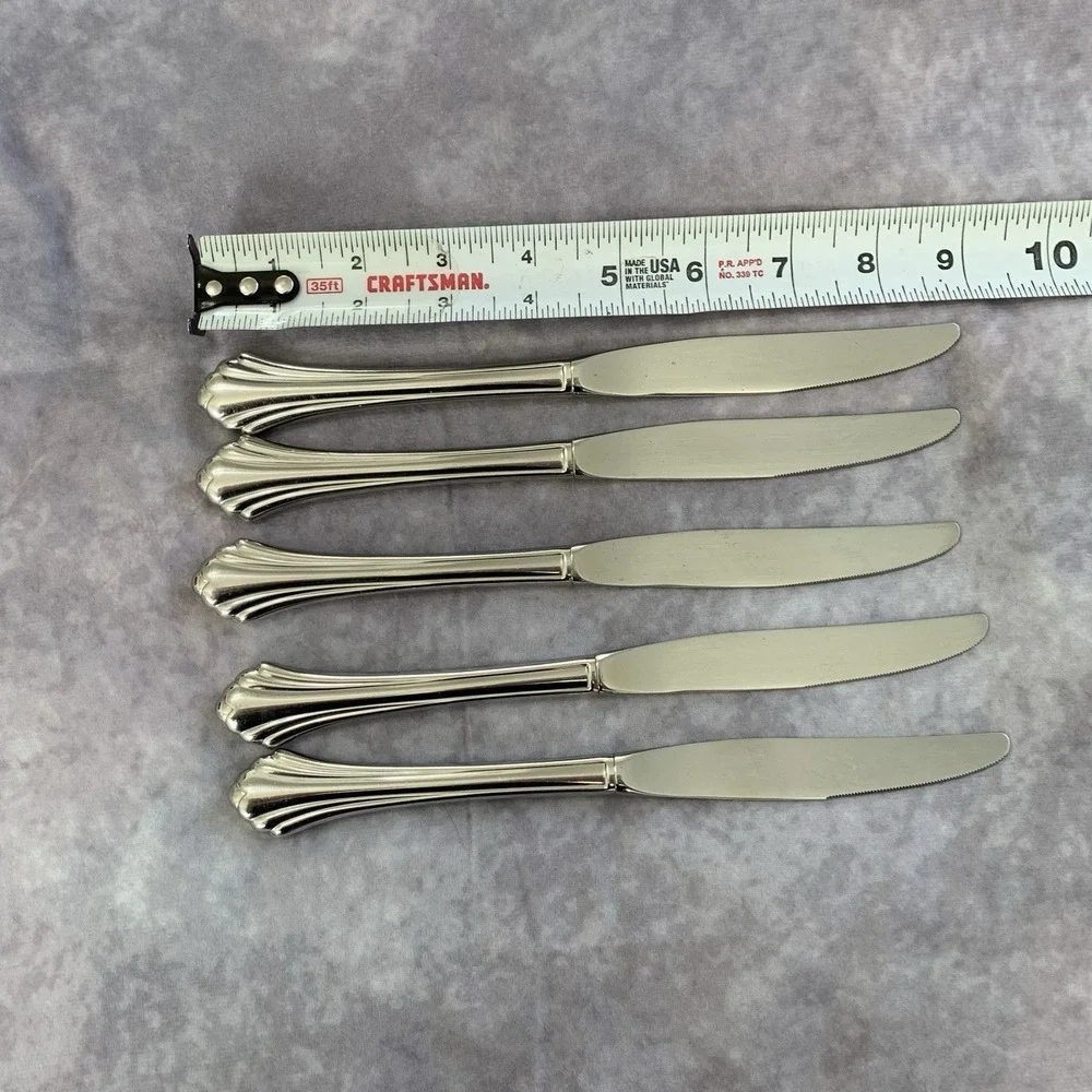 Oneida BANCROFT USA 5 Dinner Knives Glossy Stainless Steel Flatware
